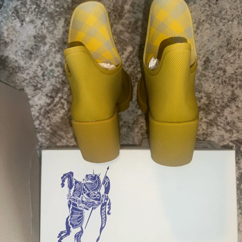 34. Burberry Marsh Ankle Rubber Boots